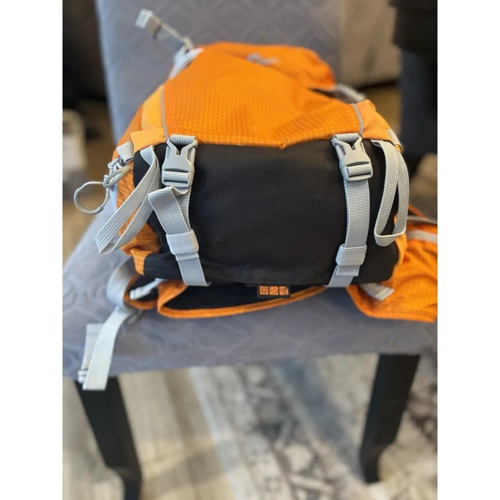 Lowepro very gently